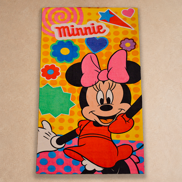 TOALLA 1/2 BAÑO MINNIE COLOR