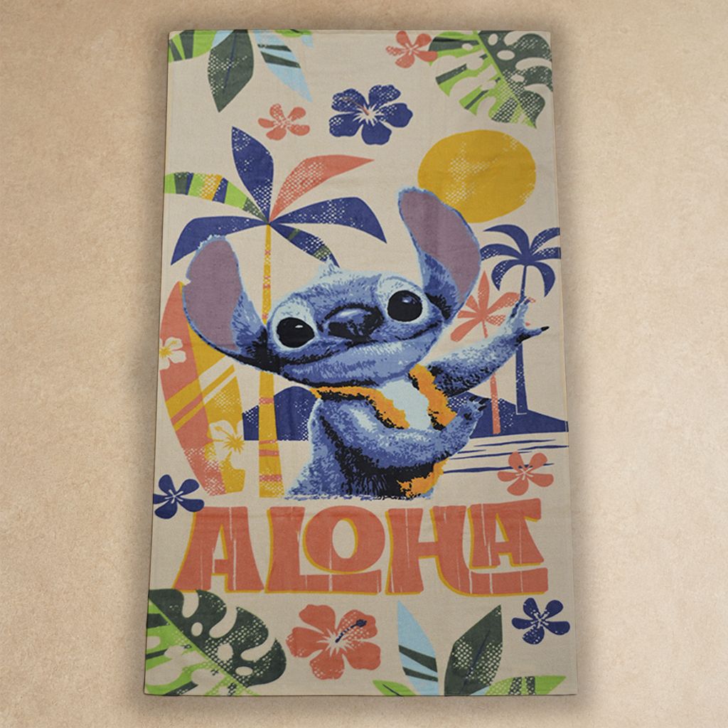 TOALLA 1/2 BAÑO STITCH ALOHA