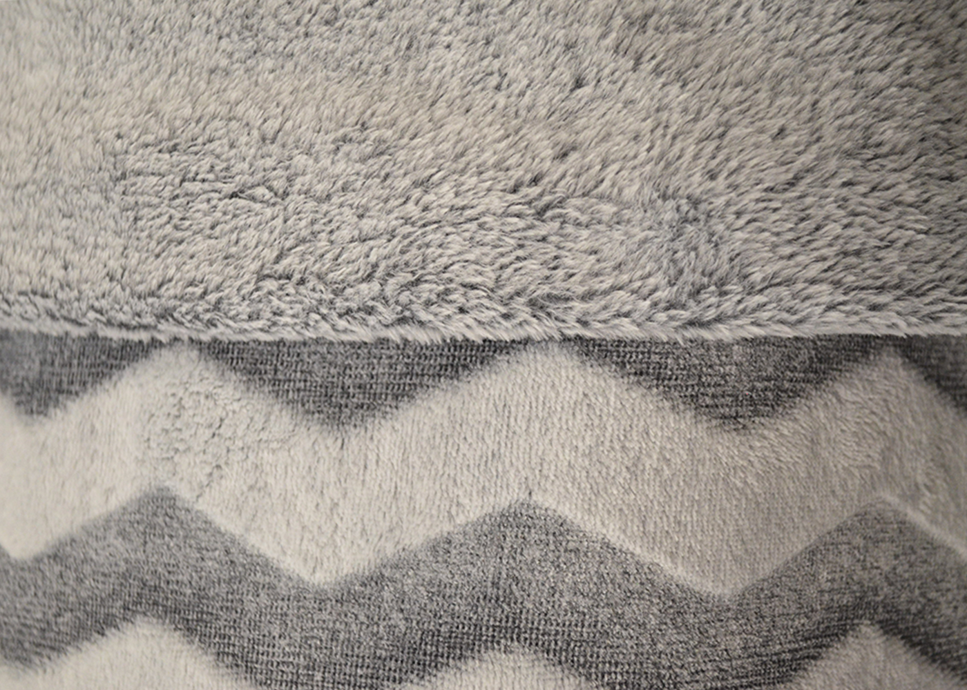 Cobertor Nevado Matrimonial Zigzag Plata