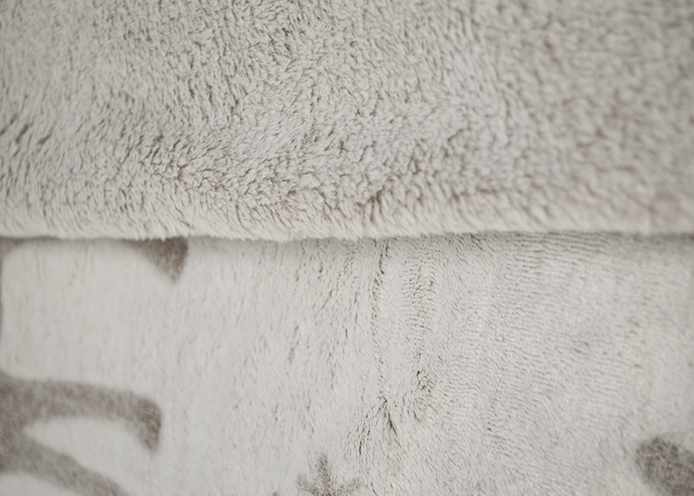 Cobertor Nevado Matrimonial Ciervo Gris