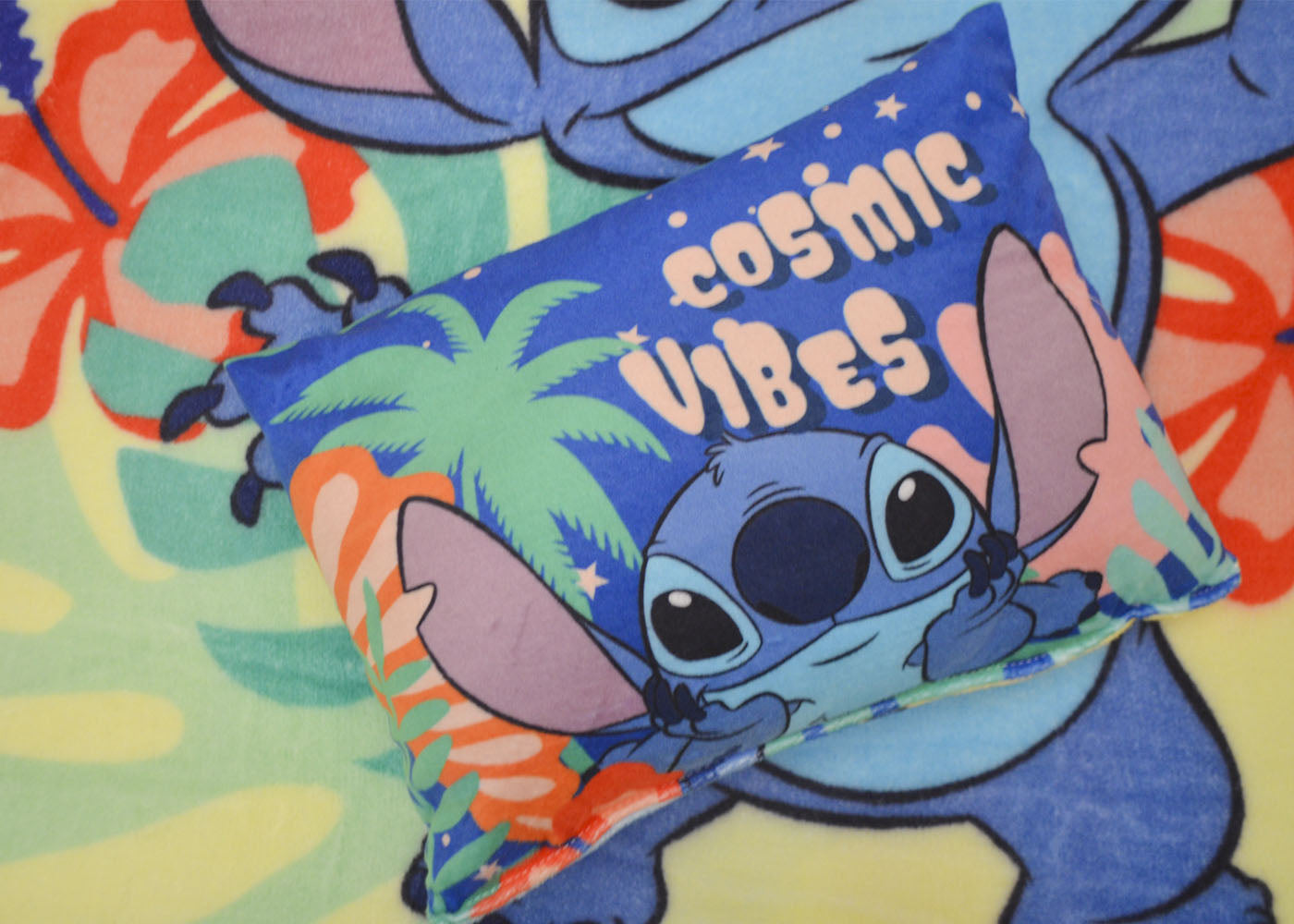 Cobertor Silk + Almohada Baby Stitch Crema