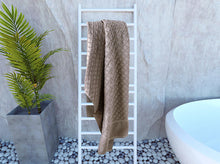 Translation missing: es.sections.featured_product.gallery_thumbnail_alt
