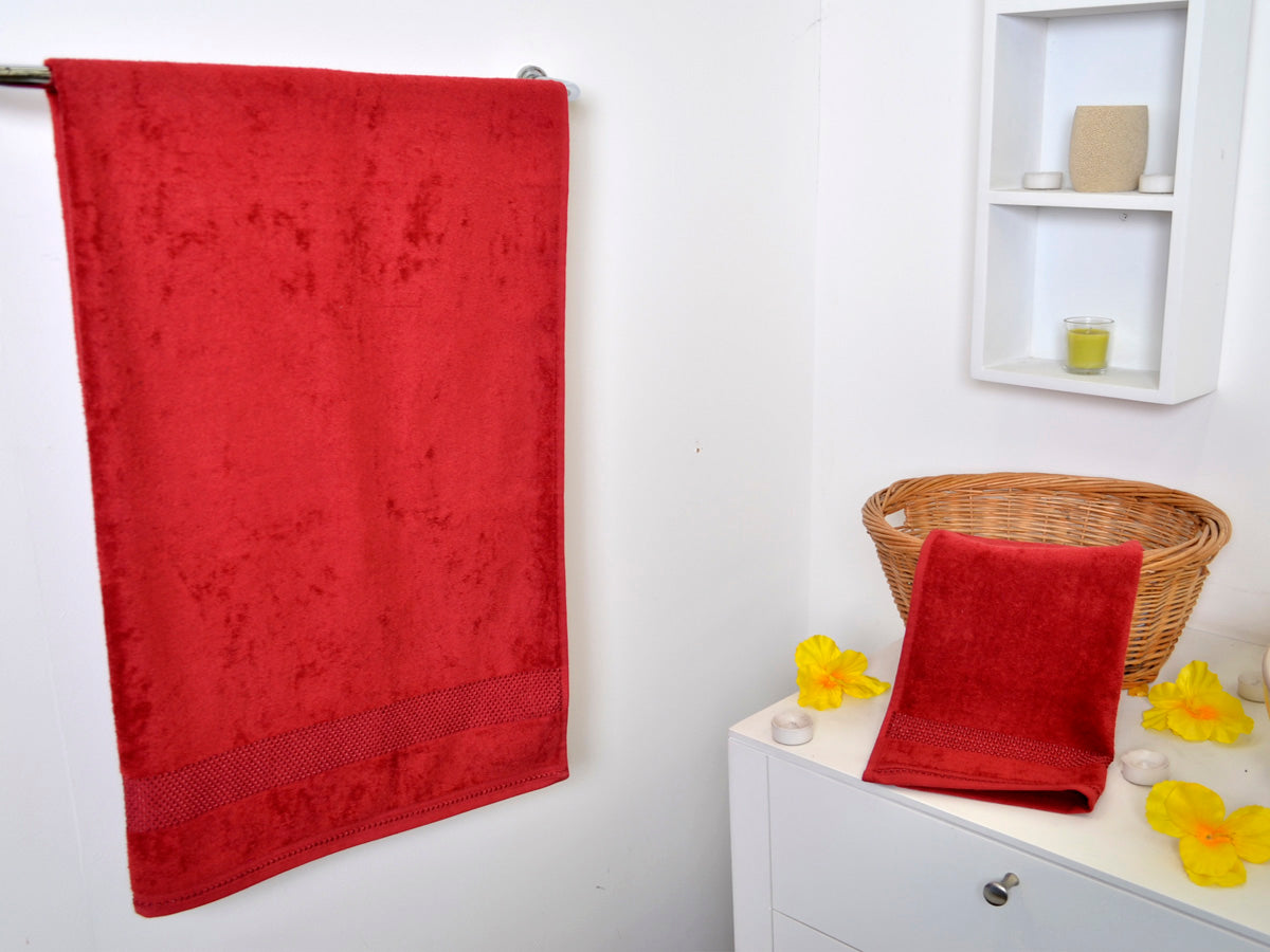 Toalla Medio Baño Premier Roja Toallas