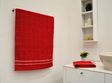 Toalla Medio Baño Domino Rojo